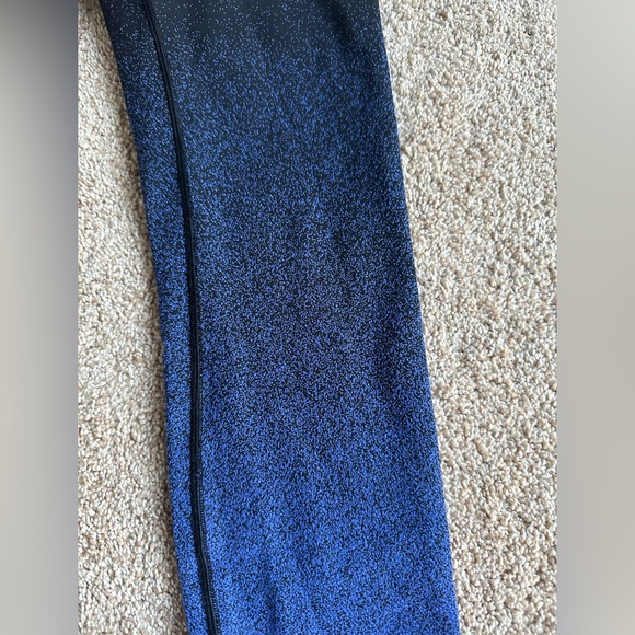 Lululemon Wunder Under Tight Ombré Blue Speckle Leggings (size 6) - Picture 5 of 6